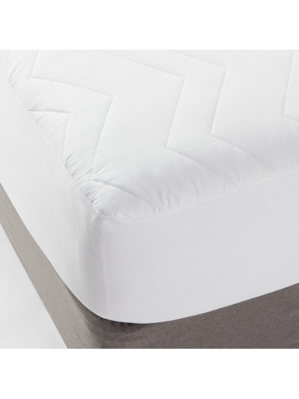 Plush Machine Washable Quilted Mattress Pad •King•